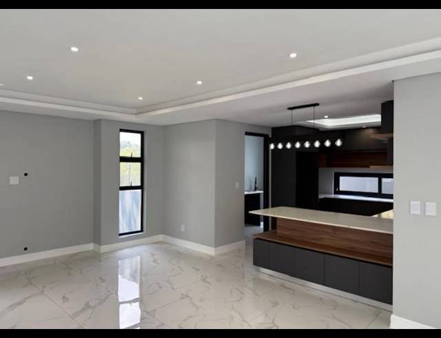 5 BEDROOM CLUSTER FOR SALE IN MORNINGSIDE